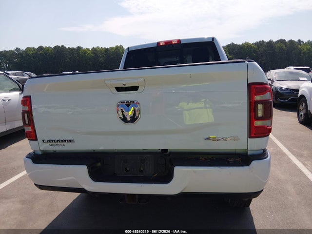 3C6UR5FJ4PG646353 RAM 2500 Laramie 4x4 6&#039;4 Box