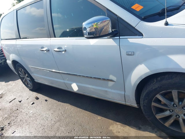 45340228 :رقم المزاد ، 2C4RC1CG3ER409944 vin ، 2014 Chrysler Town & Country Touring-l 30th Anniversary مزاد بيع