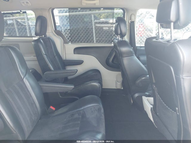 45340228 :رقم المزاد ، 2C4RC1CG3ER409944 vin ، 2014 Chrysler Town & Country Touring-l 30th Anniversary مزاد بيع