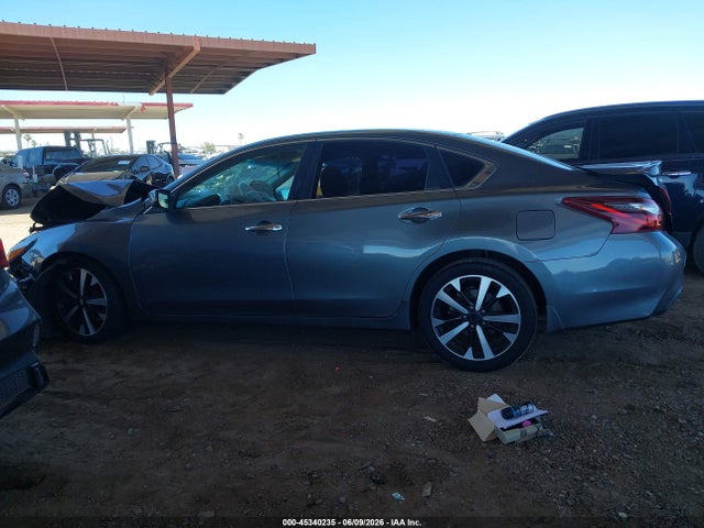 Nissan Altima 2.5 Sr 2018 1N4AL3AP3JC123127 Image 14