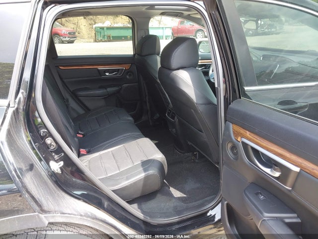 45340292 :رقم المزاد ، 7FARW2H90JE045628 vin ، 2018 Honda Cr-v Touring مزاد بيع