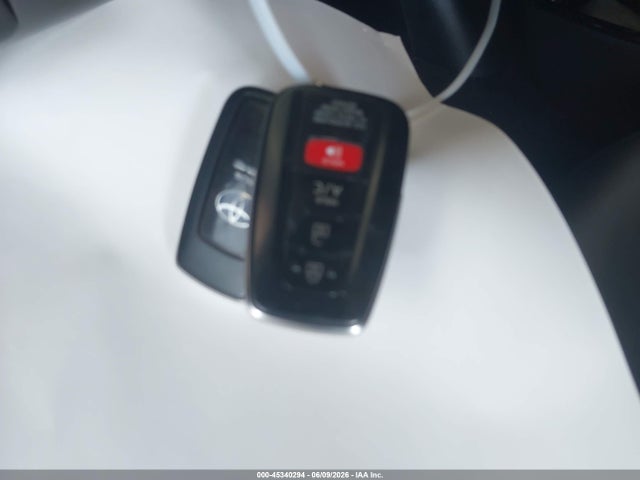 Toyota Prius Prime Premium 2017 JTDKARFP1H3059079 Image 11