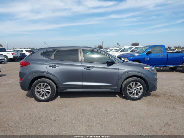 Hyundai TUCSON SE 2018 KM8J23A41JU682653 Image 14