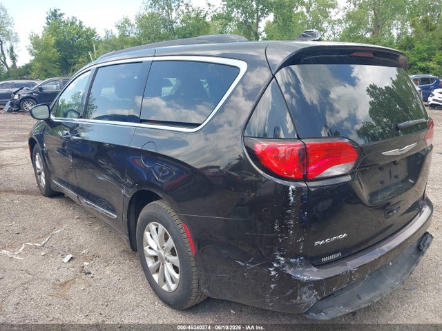 Aukcja sprzedaży 2017 Chrysler Pacifica Touring-l, vin: 2C4RC1BG0HR654691, numer aukcji: 45340374