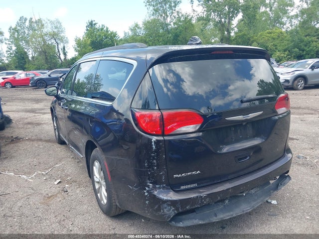 Aukcja sprzedaży 2017 Chrysler Pacifica Touring-l, vin: 2C4RC1BG0HR654691, numer aukcji: 45340374