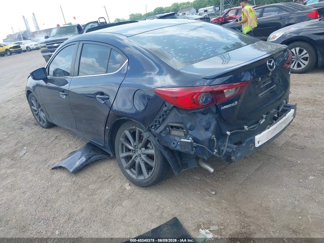 2016 Mazda Mazda3 I Touring მანქანა იყიდება აუქციონზე, vin: JM1BM1V71G1316990, აუქციონის ნომერი: 45340378