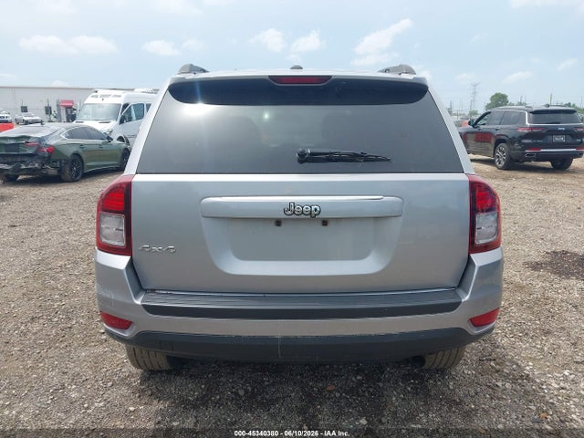 45340380 :رقم المزاد ، 1C4NJDBB4GD670999 vin ، 2016 Jeep Compass Sport مزاد بيع