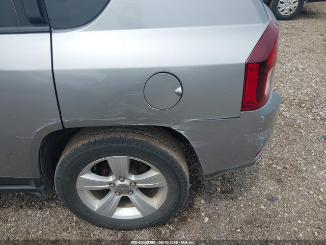 45340380 :رقم المزاد ، 1C4NJDBB4GD670999 vin ، 2016 Jeep Compass Sport مزاد بيع