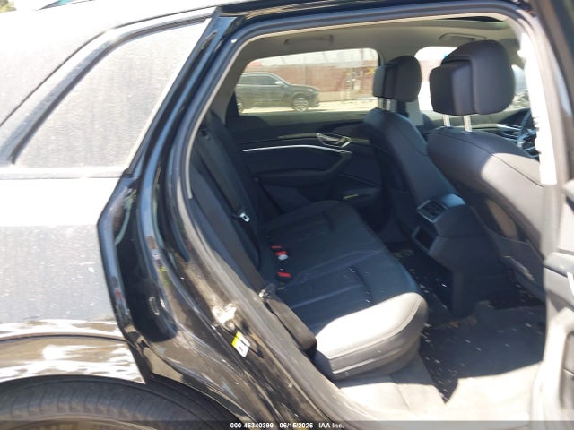 Audi E-tron Premium Quattro 2021 WA1AAAGE5MB028762 Image 8