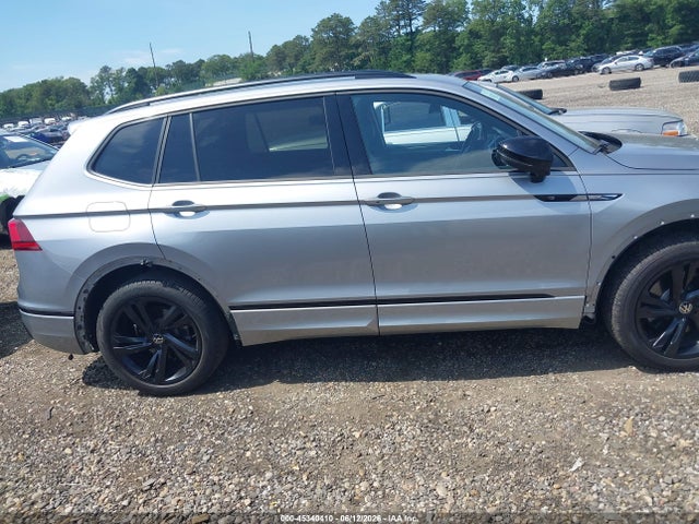 Aukcja sprzedaży 2023 Volkswagen Tiguan 2.0t Se R-line Black, vin: 3VVCB7AX2PM140510, numer aukcji: 45340410