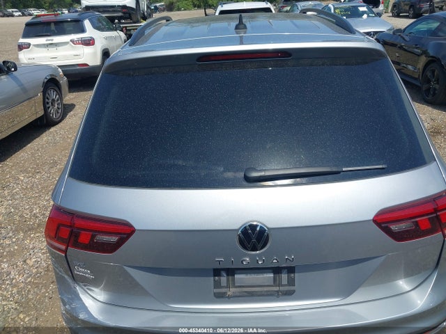 Aukcja sprzedaży 2023 Volkswagen Tiguan 2.0t Se R-line Black, vin: 3VVCB7AX2PM140510, numer aukcji: 45340410
