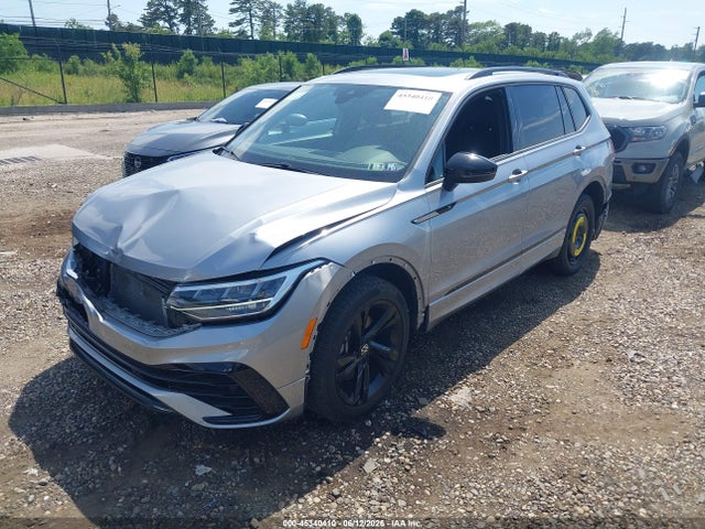 Aukcja sprzedaży 2023 Volkswagen Tiguan 2.0t Se R-line Black, vin: 3VVCB7AX2PM140510, numer aukcji: 45340410