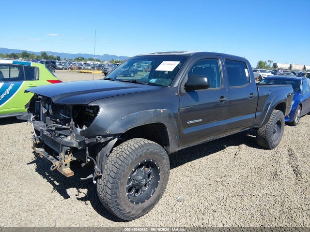 Toyota Tacoma Base V6 2015 3TMMU4FN8FM080685 Image 2