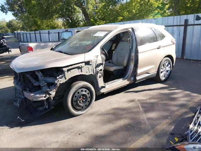 2FMPK4K95LBA76999 Ford Edge Titanium