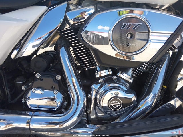 Harley-Davidson FLTRX 2024 1HD1KH717RB655851 Image 8