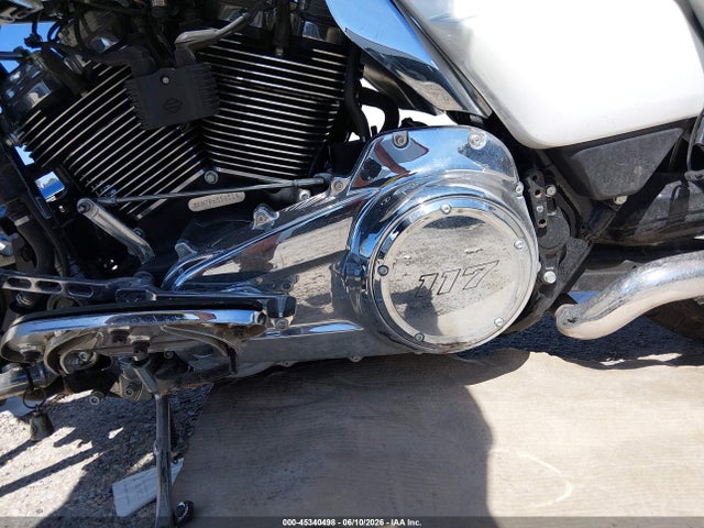 Harley-Davidson FLTRX 2024 1HD1KH717RB655851 Image 9