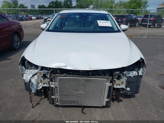 2019 Mazda Mazda3 Premium Package მანქანა იყიდება აუქციონზე, vin: 3MZBPAEM3KM103271, აუქციონის ნომერი: 45340502