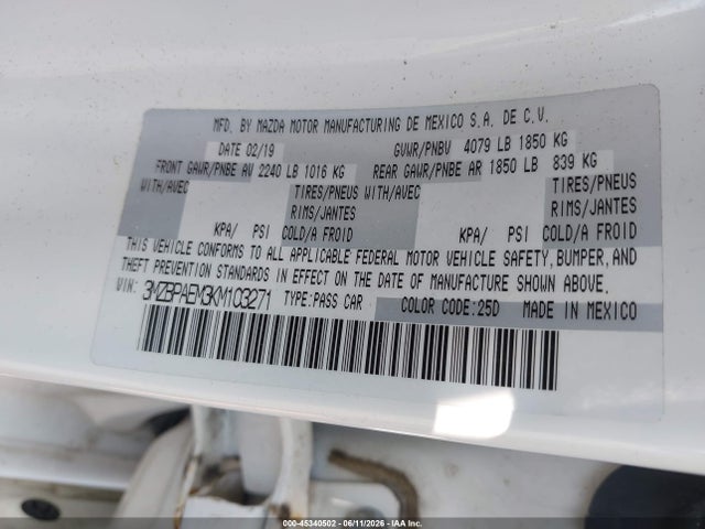 45340502 :رقم المزاد ، 3MZBPAEM3KM103271 vin ، 2019 Mazda Mazda3 Premium Package مزاد بيع