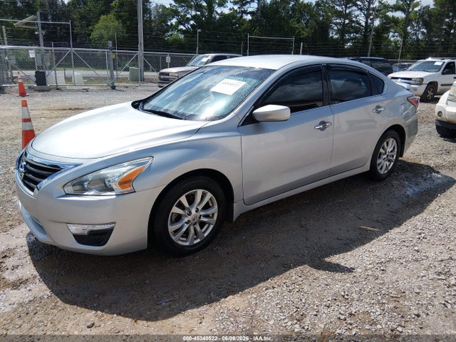 2015 Nissan Altima 2.5 S მანქანა იყიდება აუქციონზე, vin: 1N4AL3AP1FC145070, აუქციონის ნომერი: 45340522