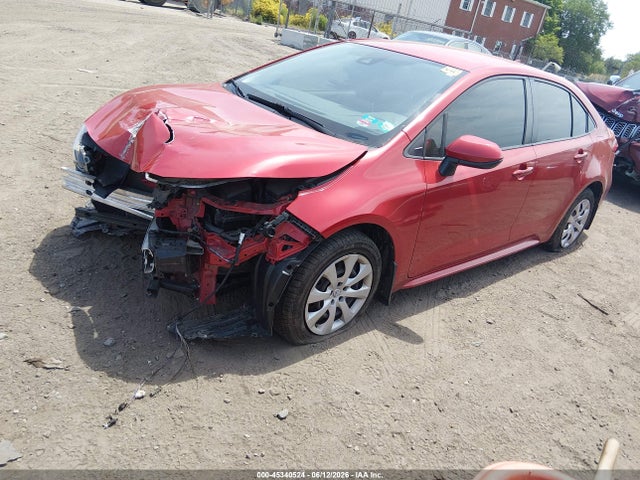 45340524 :رقم المزاد ، JTDEPMAEXMJ132668 vin ، 2021 Toyota Corolla Le مزاد بيع