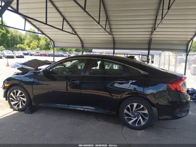 Продажа на аукционе авто 2017 Honda Civic Ex, vin: 19XFC2F75HE202577, номер лота: 45340529