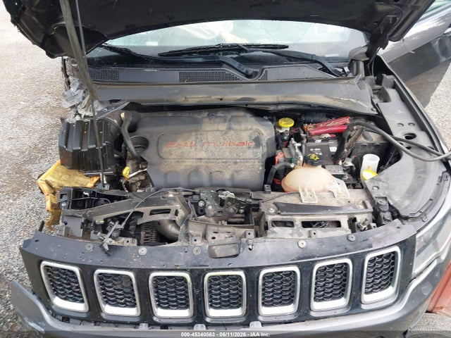 Jeep Compass Latitude 4x4 2018 3C4NJDBB4JT201414 Image 10