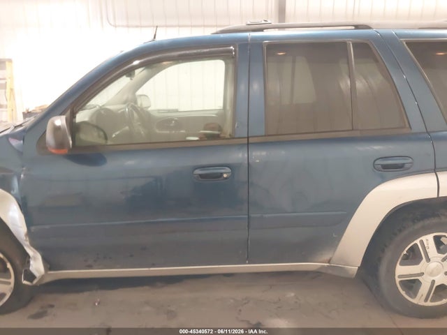45340572 :رقم المزاد ، 1GNDT13S252384667 vin ، 2005 Chevrolet Trailblazer Lt مزاد بيع