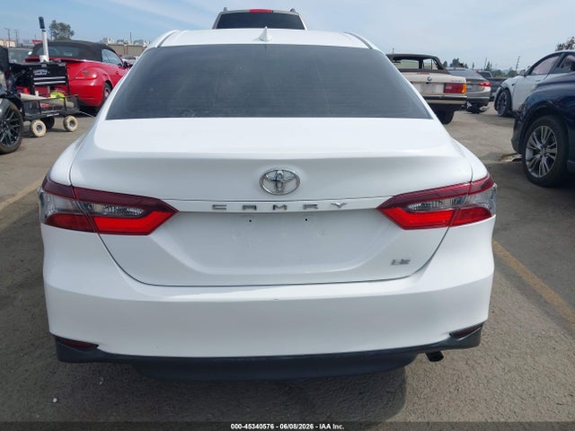 Toyota CAMRY LE 2022 4T1C11AK6NU498751 Image 16