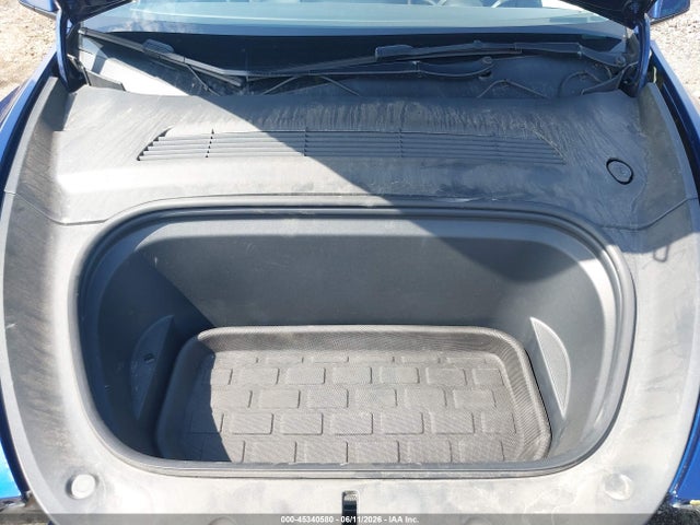 2021 Tesla Model Y Long Range Dual Motor All-wheel Drive მანქანა იყიდება აუქციონზე, vin: 5YJYGDEE8MF265301, აუქციონის ნომერი: 45340580