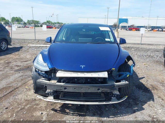 2021 Tesla Model Y Long Range Dual Motor All-wheel Drive მანქანა იყიდება აუქციონზე, vin: 5YJYGDEE8MF265301, აუქციონის ნომერი: 45340580