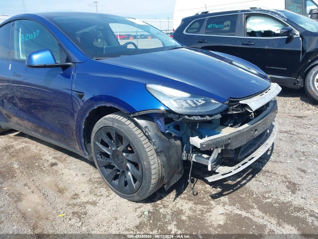2021 Tesla Model Y Long Range Dual Motor All-wheel Drive მანქანა იყიდება აუქციონზე, vin: 5YJYGDEE8MF265301, აუქციონის ნომერი: 45340580