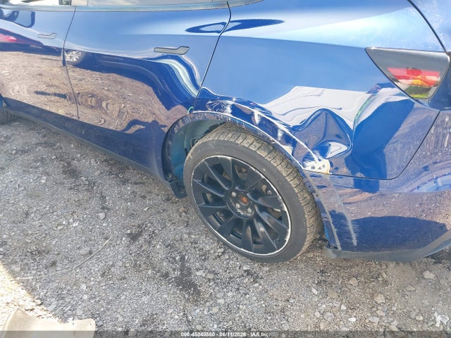 2021 Tesla Model Y Long Range Dual Motor All-wheel Drive მანქანა იყიდება აუქციონზე, vin: 5YJYGDEE8MF265301, აუქციონის ნომერი: 45340580