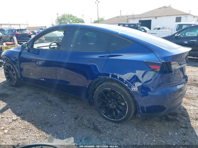 2021 Tesla Model Y Long Range Dual Motor All-wheel Drive მანქანა იყიდება აუქციონზე, vin: 5YJYGDEE8MF265301, აუქციონის ნომერი: 45340580