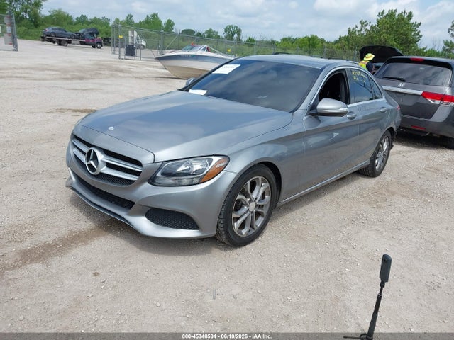 45340594 :رقم المزاد ، 55SWF4JB3FU069693 vin ، 2015 Mercedes-benz C 300 مزاد بيع