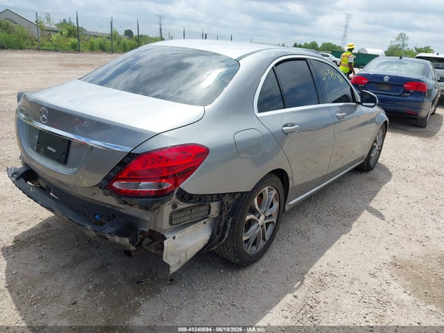 45340594 :رقم المزاد ، 55SWF4JB3FU069693 vin ، 2015 Mercedes-benz C 300 مزاد بيع