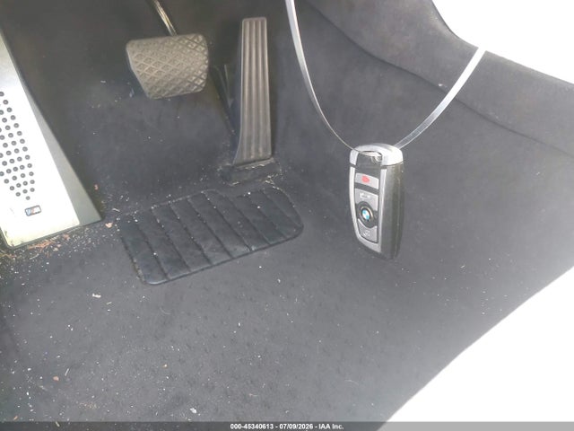 Продажа на аукционе авто 2015 Bmw 750li, vin: WBAYE8C51FD781054, номер лота: 45340613