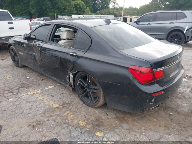 Продажа на аукционе авто 2015 Bmw 750li, vin: WBAYE8C51FD781054, номер лота: 45340613