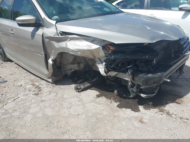 Продажа на аукционе авто 2015 Volkswagen Jetta 2.0l Tdi Se, vin: 3VWLA7AJ3FM233125, номер лота: 45340620