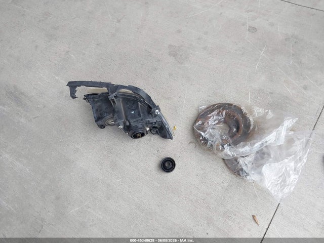 45340628 :رقم المزاد ، JM1BK32G881824364 vin ، 2008 Mazda Mazda3 I مزاد بيع