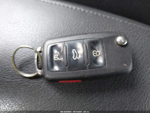 2015 Volkswagen Jetta 1.8t Se მანქანა იყიდება აუქციონზე, vin: 3VWD17AJ0FM355610, აუქციონის ნომერი: 45340655