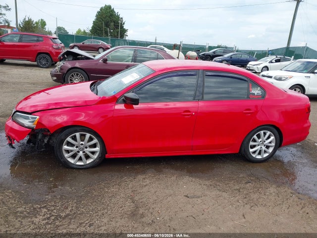 2015 Volkswagen Jetta 1.8t Se მანქანა იყიდება აუქციონზე, vin: 3VWD17AJ0FM355610, აუქციონის ნომერი: 45340655