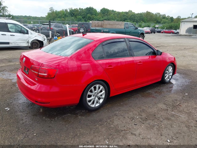 2015 Volkswagen Jetta 1.8t Se მანქანა იყიდება აუქციონზე, vin: 3VWD17AJ0FM355610, აუქციონის ნომერი: 45340655