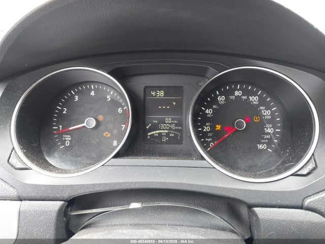2015 Volkswagen Jetta 1.8t Se მანქანა იყიდება აუქციონზე, vin: 3VWD17AJ0FM355610, აუქციონის ნომერი: 45340655