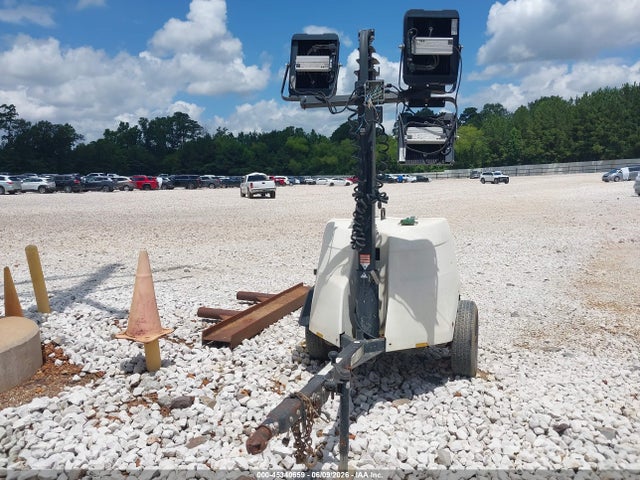 Generac Magnum Light Tower 2019 7FSBL1013KB618627 Image 2