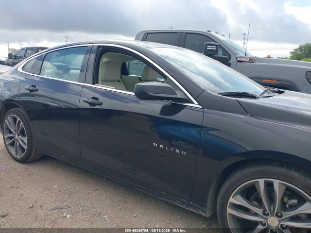 1G1ZE5ST8RF232037 Chevrolet Malibu Fwd 2lt