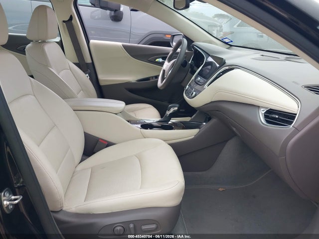 1G1ZE5ST8RF232037 Chevrolet Malibu Fwd 2lt