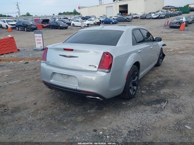 2023 Chrysler 300 300s მანქანა იყიდება აუქციონზე, vin: 2C3CCABG0PH641180, აუქციონის ნომერი: 45340708