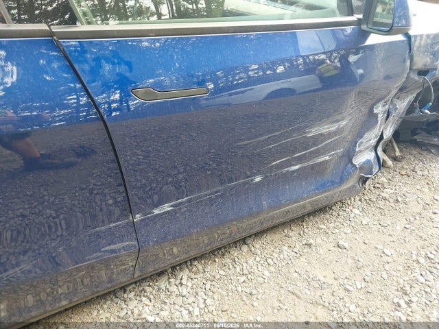 45340711 :رقم المزاد ، 7SAYGDEE7SA341622 vin ، 2025 Tesla Model Y Long Range Dual Motor All-wheel Drive مزاد بيع