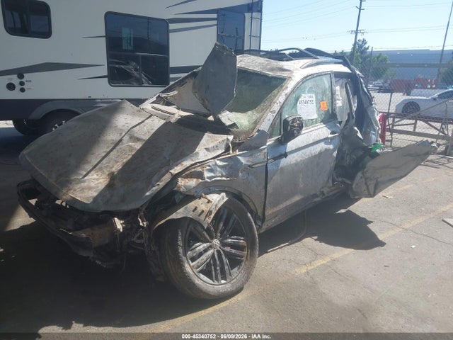 Aukcja sprzedaży 2022 Volkswagen Tiguan 2.0t Se R-line Black, vin: 3VV8B7AX1NM165725, numer aukcji: 45340752
