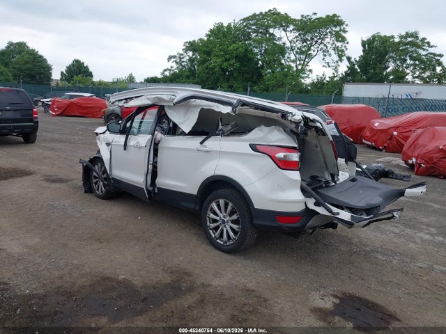 Ford Escape Titanium 2017 1FMCU9JD1HUE42034 Image 3